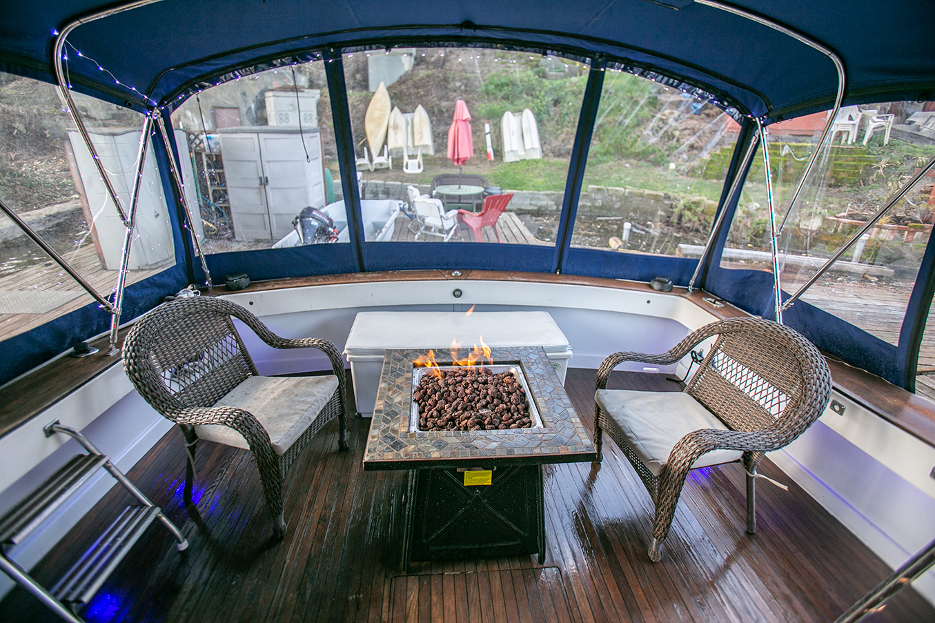 1972 Pacemaker Sport Fish 40 yacht charter photo