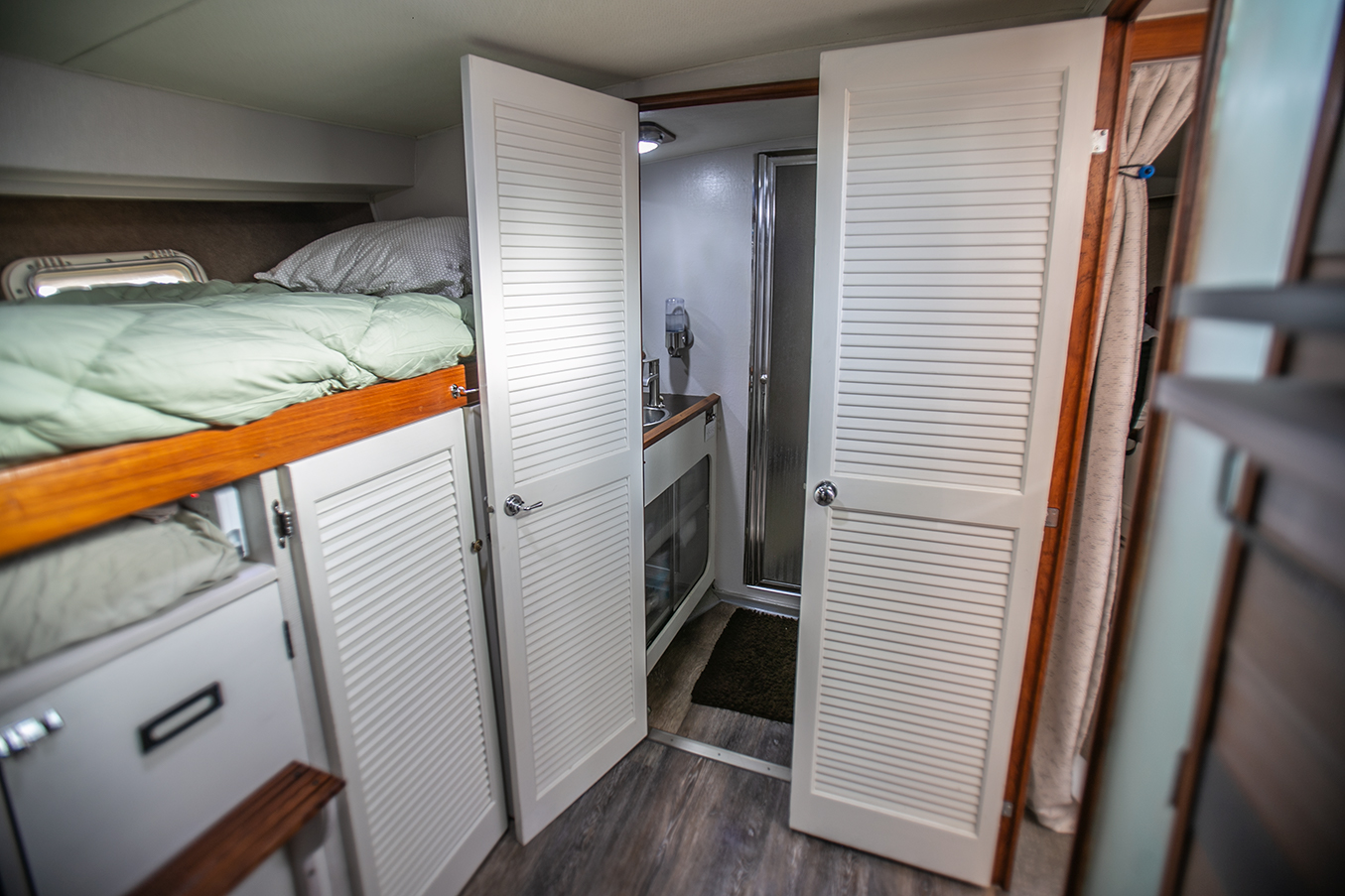 Pacemaker yacht cruising Washington waters